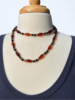 Vintage Avon Lucite Amber Twist Bead With Gold & Black Accents Necklace